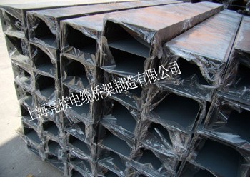如何提高生產(chǎn)防火槽式電纜橋架自動(dòng)化強度？
